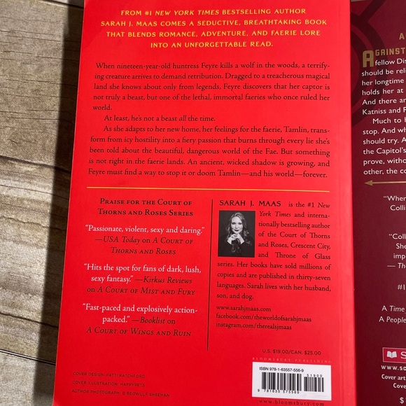 Assorted Book Bundle - Picture 4 of 5